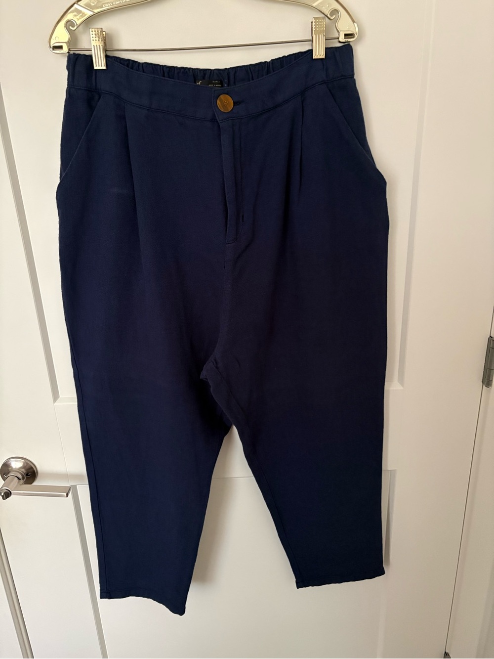 Zara Navy Blue Cropped Pants